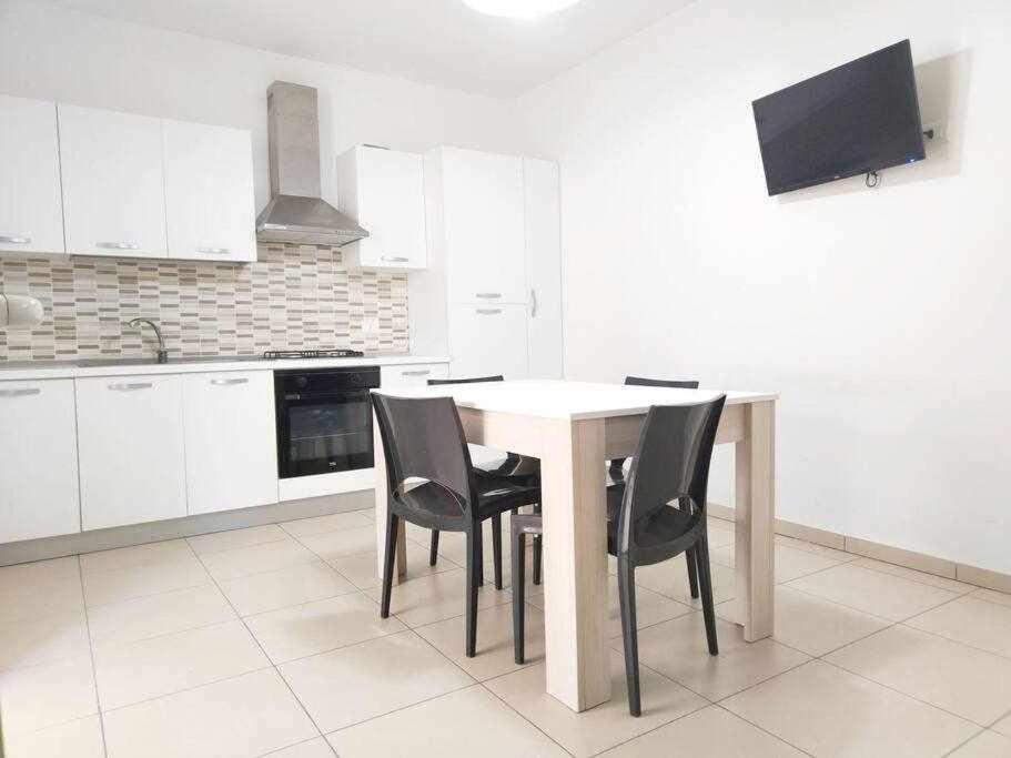 App Girasole 1A 300 Metri Dal Mare In Salento Apartment Торе Сан Джовани Удженто Екстериор снимка
