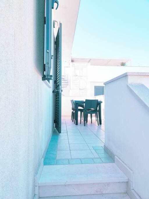 App Girasole 1A 300 Metri Dal Mare In Salento Apartment Торе Сан Джовани Удженто Екстериор снимка