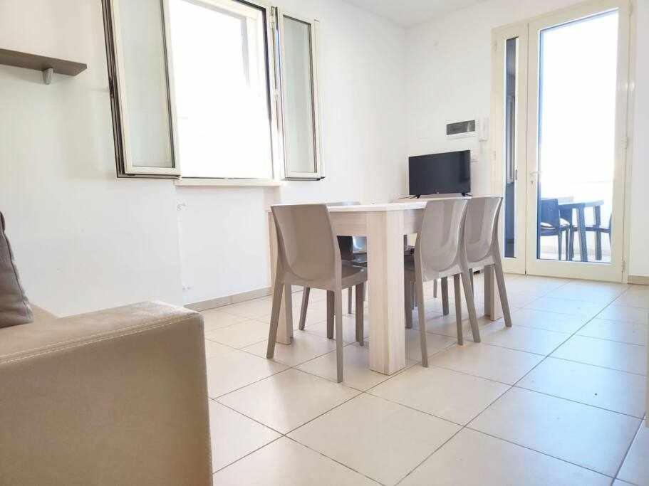 App Girasole 1A 300 Metri Dal Mare In Salento Apartment Торе Сан Джовани Удженто Екстериор снимка